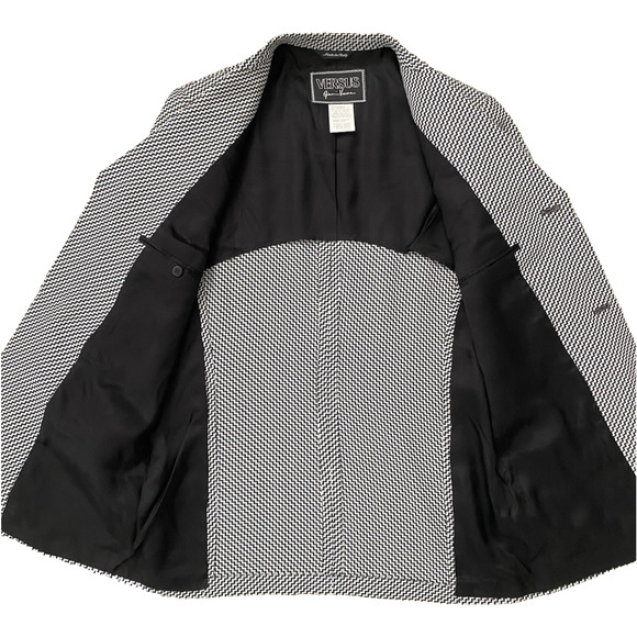 VERSUS by GIANNI VERSACE Blazer Jacket Zig Zag Stripe White Black 36 50 M Vintag - Picture 3 of 11